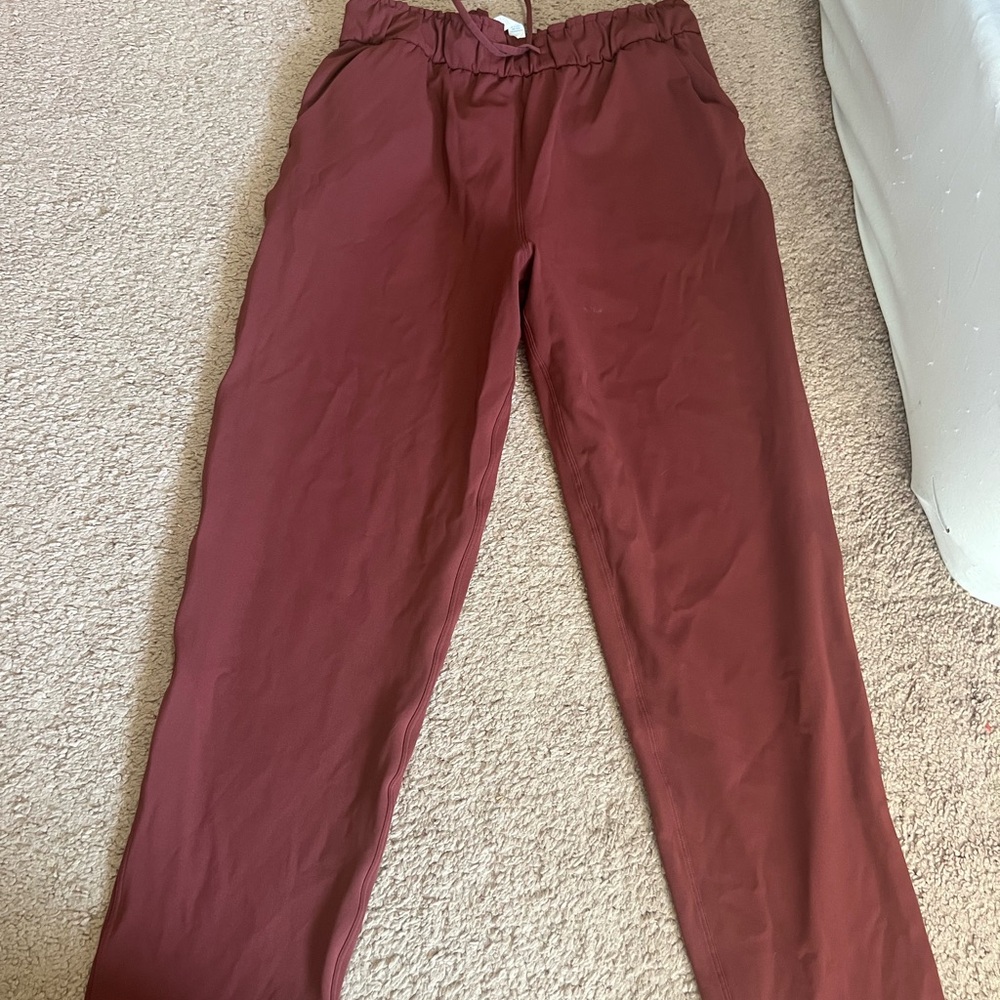 lululemon athletica women's Maroon Joggers